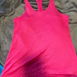 Workout tank top